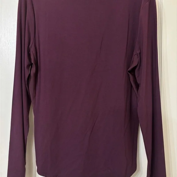 White House Black Market V-Neck Long Sleeve Top - Cabernet - Picture 2 of 2